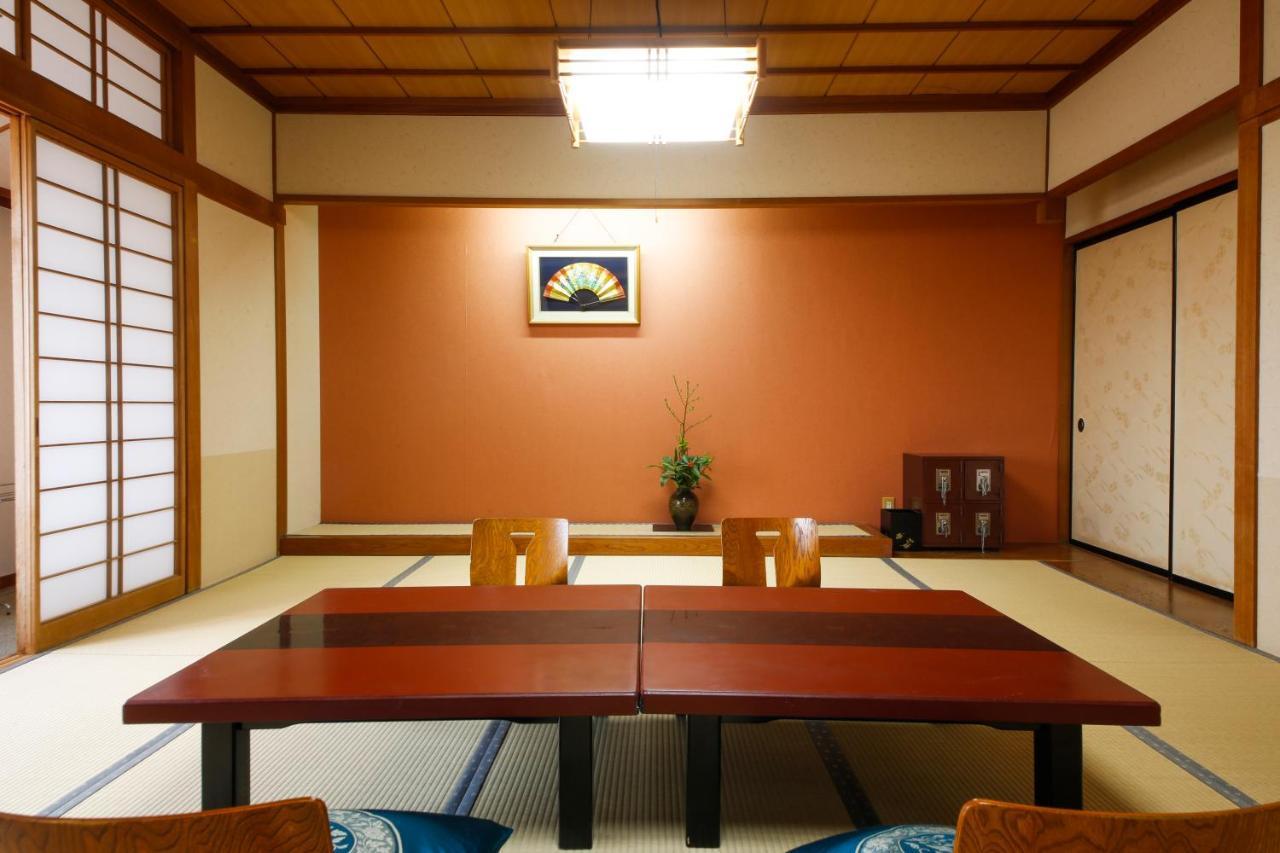 Hokuriku Yamashiro Onsen Hotel Kikyou Kaga  Exteriör bild
